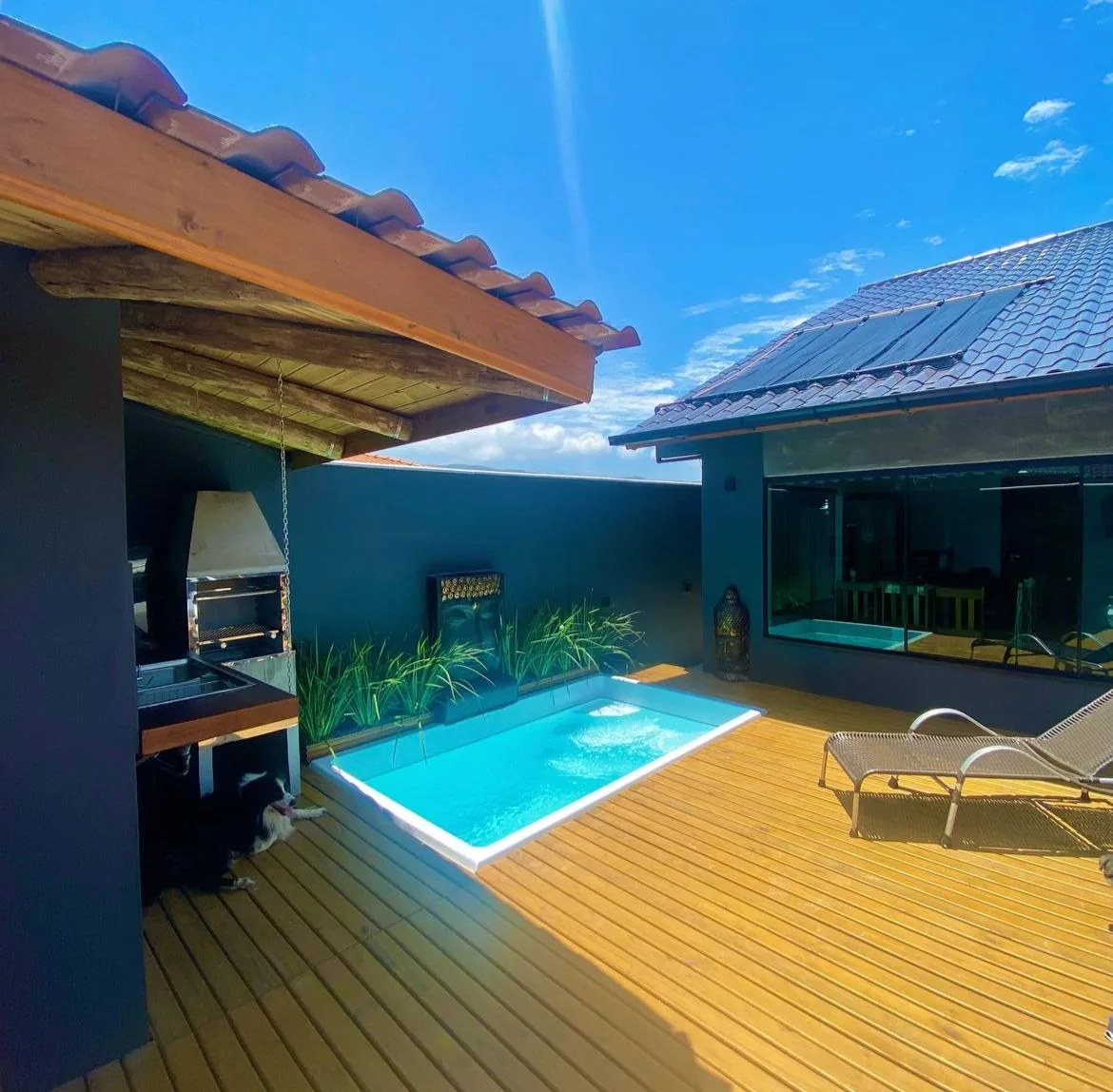 Piscina Grécia